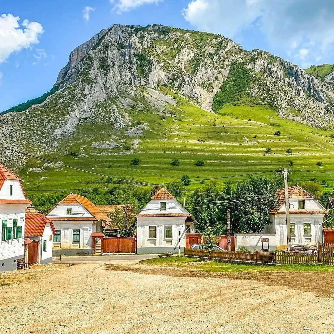 O zi în Rimetea